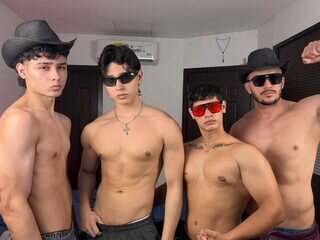 Der neueste Screenshot von Andres & Dante & Stiven & Sebas