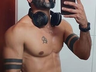 Jamal Malik's Recent Screenshot