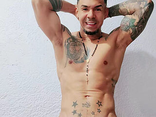 Schermata recente di Musclesexyboy1